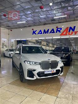 بی ئێم دەبڵیو X7